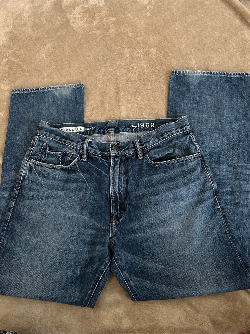 Gap 1969 Men's Light Blue Denim Jeans - Classic Straight Fit 32x30
